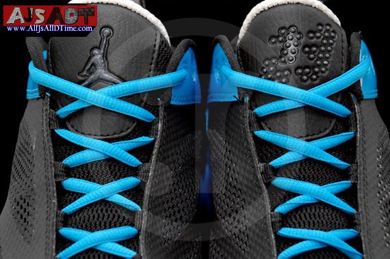 air-jordan-2011-quick-fuse-black-photo-blue-1