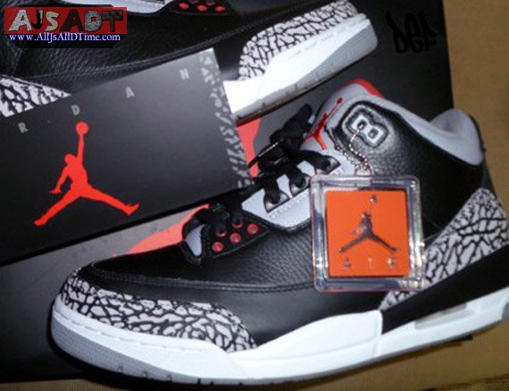 air-jordan-iii-black-cement-2011-retro-2