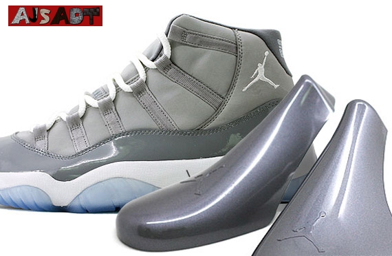 air-jordan-xi-retro-cool-grey-inserts-www-ajsadt-com-1